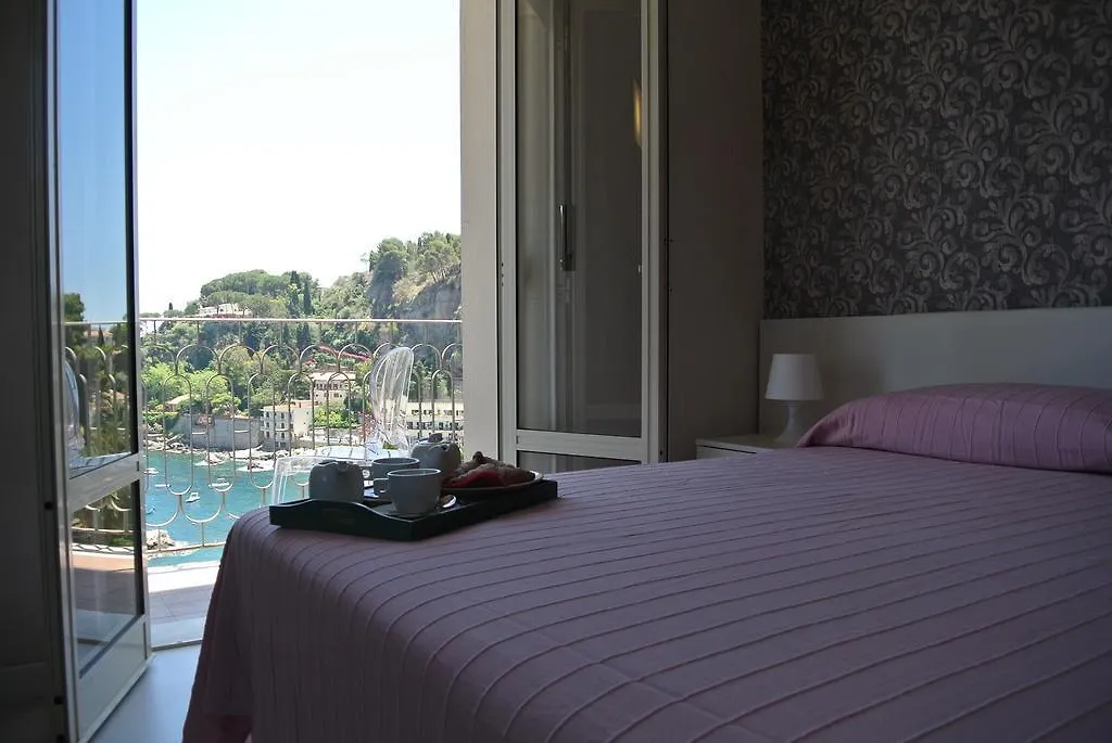 Hotel Baia Azzurra Taormine